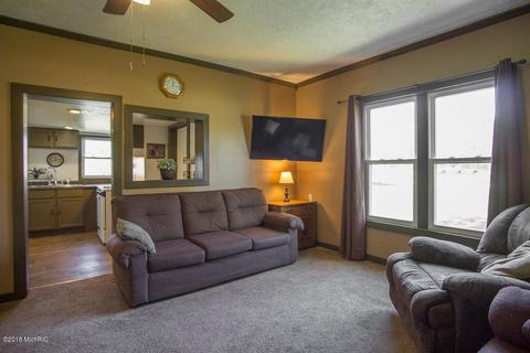 885 Oak St, Baldwin, MI 49304 photo 23