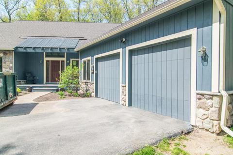 8727 SE Conservancy Dr, Ada, MI 49301 photo 4
