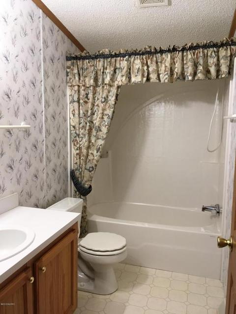 2373 E 95th St, Newaygo, MI 49337 photo 10