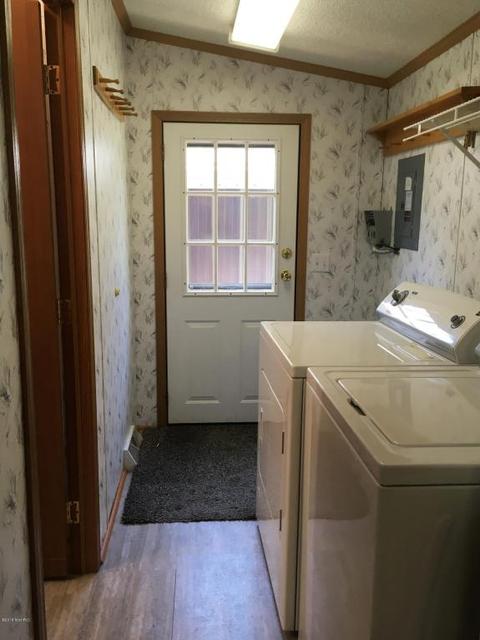 2373 E 95th St, Newaygo, MI 49337 photo 16