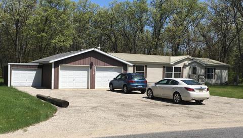 2373 E 95th St, Newaygo, MI 49337 photo 2