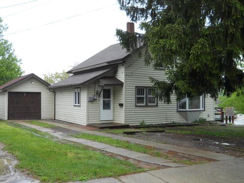 340 E Congress St, Belding, MI 48809 photo 2