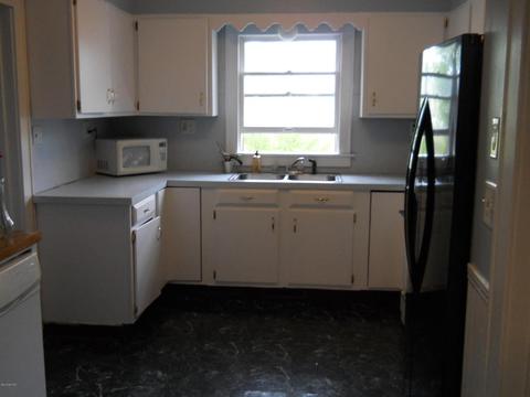 340 E Congress St, Belding, MI 48809 photo 6