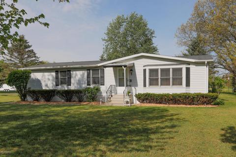 24984 E Point Dr, Mattawan, MI 49071 photo 2