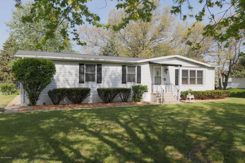 24984 E Point Dr, Mattawan, MI 49071 photo 1