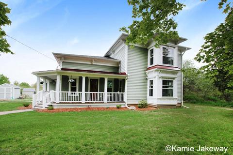 10594 Button, Belding, MI 48809 photo 3