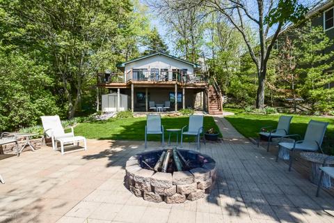 5263 Pointview NE, Lowell, MI 49331 photo 2