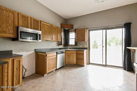 391 Progress Dr, Coldwater, MI 49036 photo 8