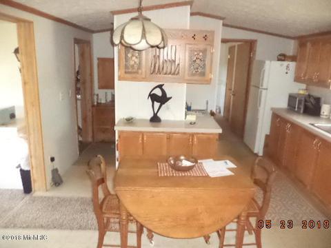 52497 S Point Dr, Mattawan, MI 49071 photo 6