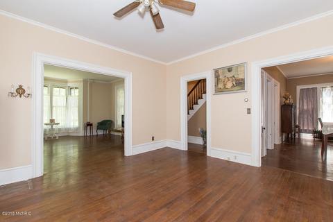 219 N Eagle St, Marshall, MI 49068 photo 14