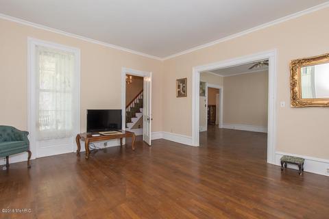 219 N Eagle St, Marshall, MI 49068 photo 12