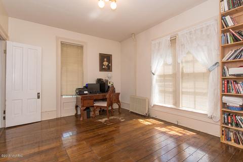219 N Eagle St, Marshall, MI 49068 photo 17
