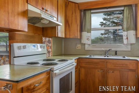 1233 Waldron Rd S, Crystal, MI 48818 photo 12