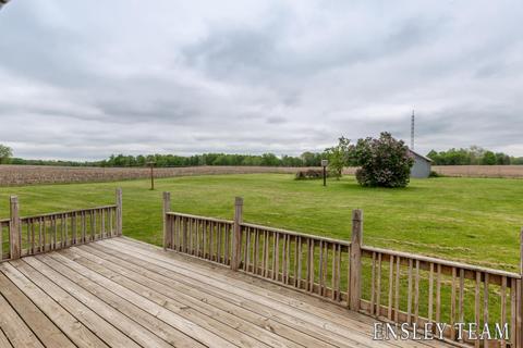 1233 Waldron Rd S, Crystal, MI 48818 photo 7