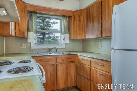 1233 Waldron Rd S, Crystal, MI 48818 photo 13