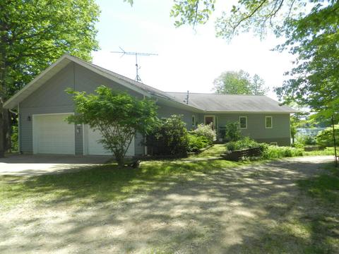 11990 Oakridge Rd, Plainwell, MI 49080 photo 4