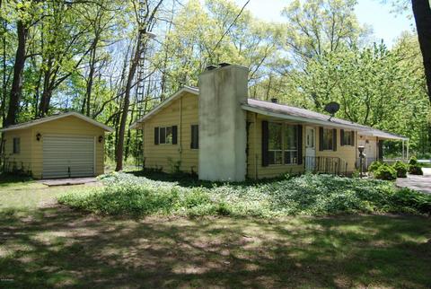 911 Melville, Pullman, MI 49450 photo 3