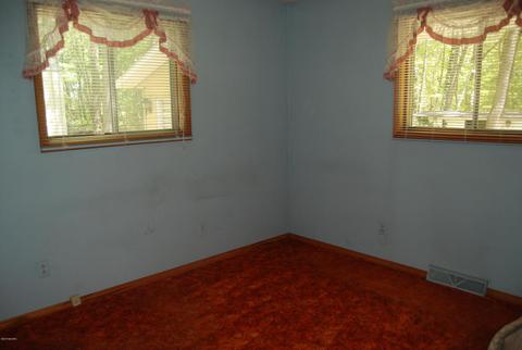 911 Melville, Pullman, MI 49450 photo 15