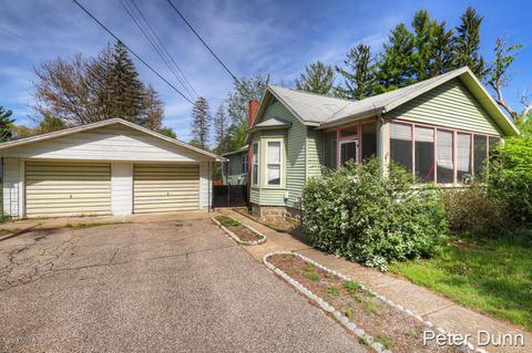 215 S Front St, Belding, MI 48809 photo 1