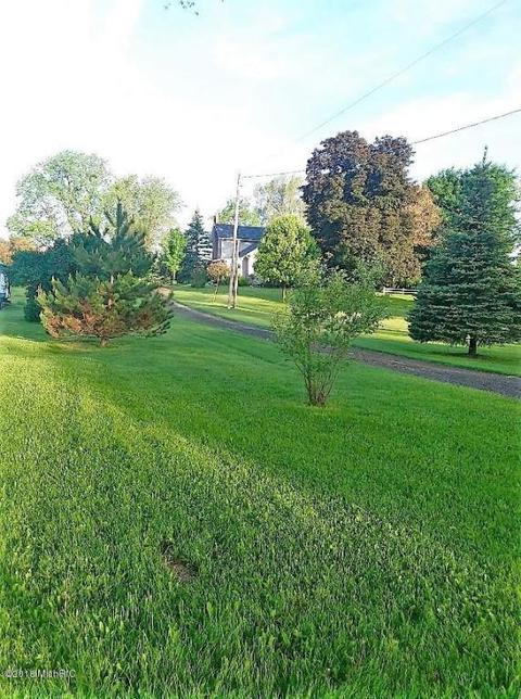 406 W Mill St, Waldron, MI 49288 photo 9