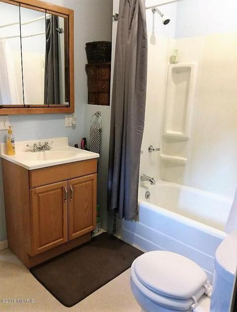 406 W Mill St, Waldron, MI 49288 photo 29