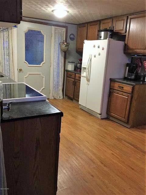 406 W Mill St, Waldron, MI 49288 photo 19