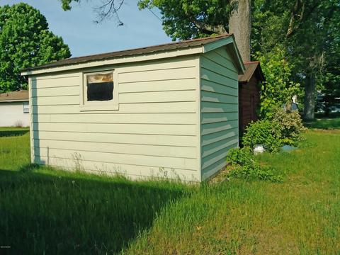 37 S Benson St, White Cloud, MI 49349 photo 13