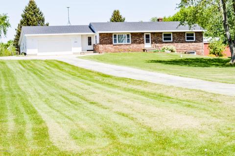 1601 E Tuttle Rd, Ionia, MI 48846 photo 1