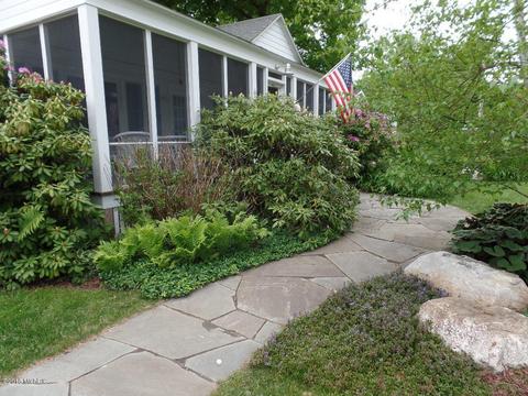 60 Chestnut Ln, Douglas, MI 49406 photo 33