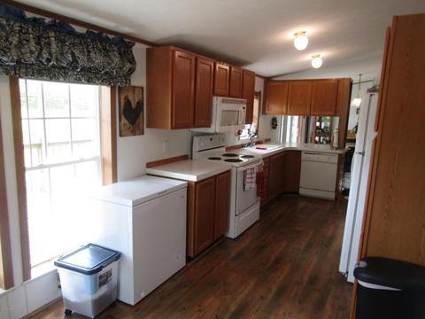 957 Idaho Dr, Pullman, MI 49450 photo 3