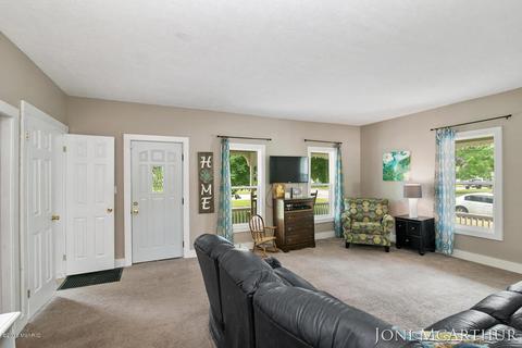 323 S Front St, Belding, MI 48809 photo 16