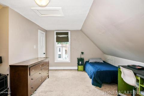 323 S Front St, Belding, MI 48809 photo 25