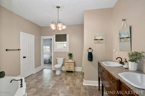 323 S Front St, Belding, MI 48809 photo 22