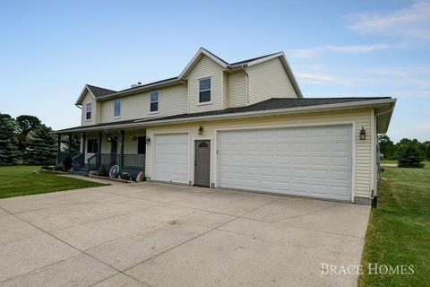 822 E Tuttle Rd, Ionia, MI 48846 photo 2