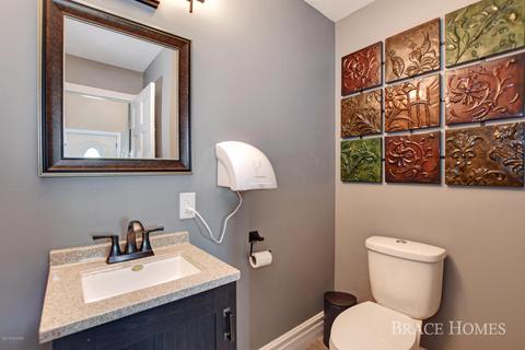 822 E Tuttle Rd, Ionia, MI 48846 photo 14