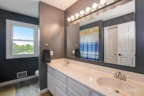 822 E Tuttle Rd, Ionia, MI 48846 photo 28