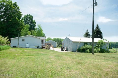 2738 N Baldwin Ave, White Cloud, MI 49349 photo 13