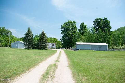 2738 N Baldwin Ave, White Cloud, MI 49349 photo 6
