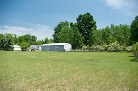 2738 N Baldwin Ave, White Cloud, MI 49349 photo 7