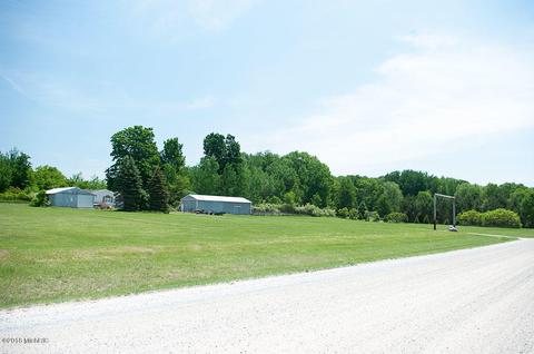 2738 N Baldwin Ave, White Cloud, MI 49349 photo 5