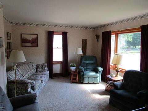 400 N Main Street St, Reading, MI 49274 photo 3