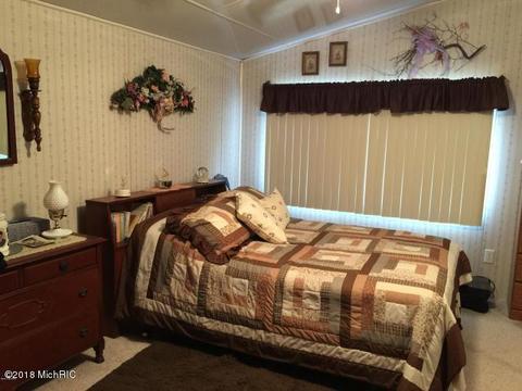 828 Burke Circle Cir, Baldwin, MI 49304 photo 12