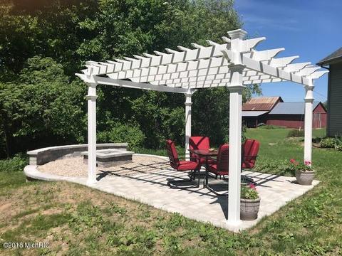 1585 S Tuttle Rd, Custer, MI 49405 photo 4