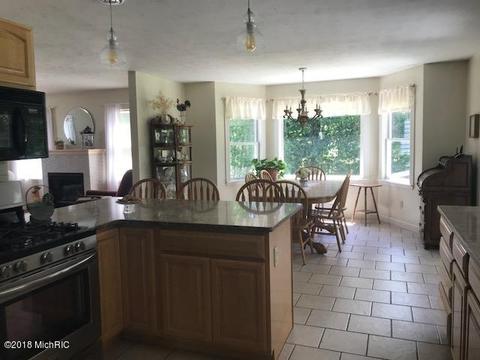 1585 S Tuttle Rd, Custer, MI 49405 photo 7