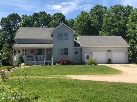1585 S Tuttle Rd, Custer, MI 49405 photo 1