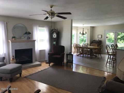 1585 S Tuttle Rd, Custer, MI 49405 photo 10