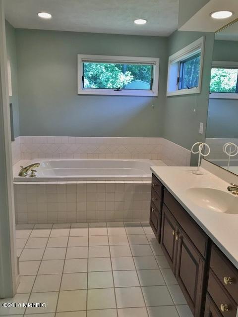17470 Outer Dr, Big Rapids, MI 49307 photo 11