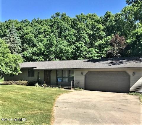 17470 Outer Dr, Big Rapids, MI 49307 photo 1