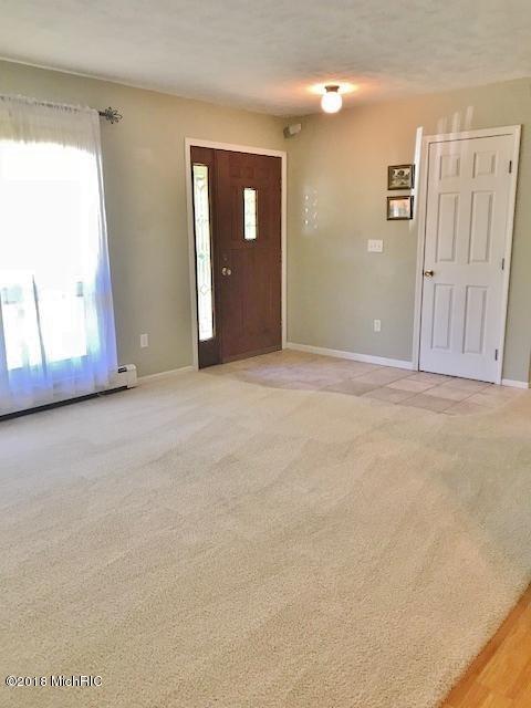 17470 Outer Dr, Big Rapids, MI 49307 photo 2