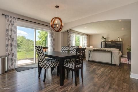5 Fox Point Ct, Ada, MI 49301 photo 10